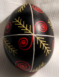 Final Color Pysanky Tutorial on http://www.allthingsukrainian.com